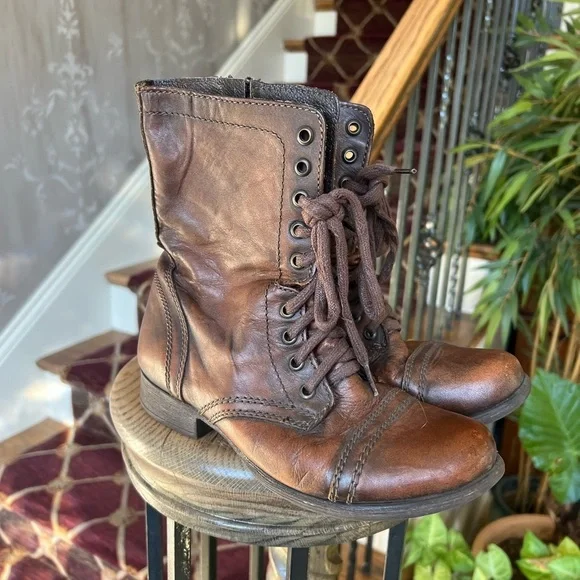 Steve Madden ladies lace up leather boots size 6.5 preowned good condition Brown - Picture 2 of 13